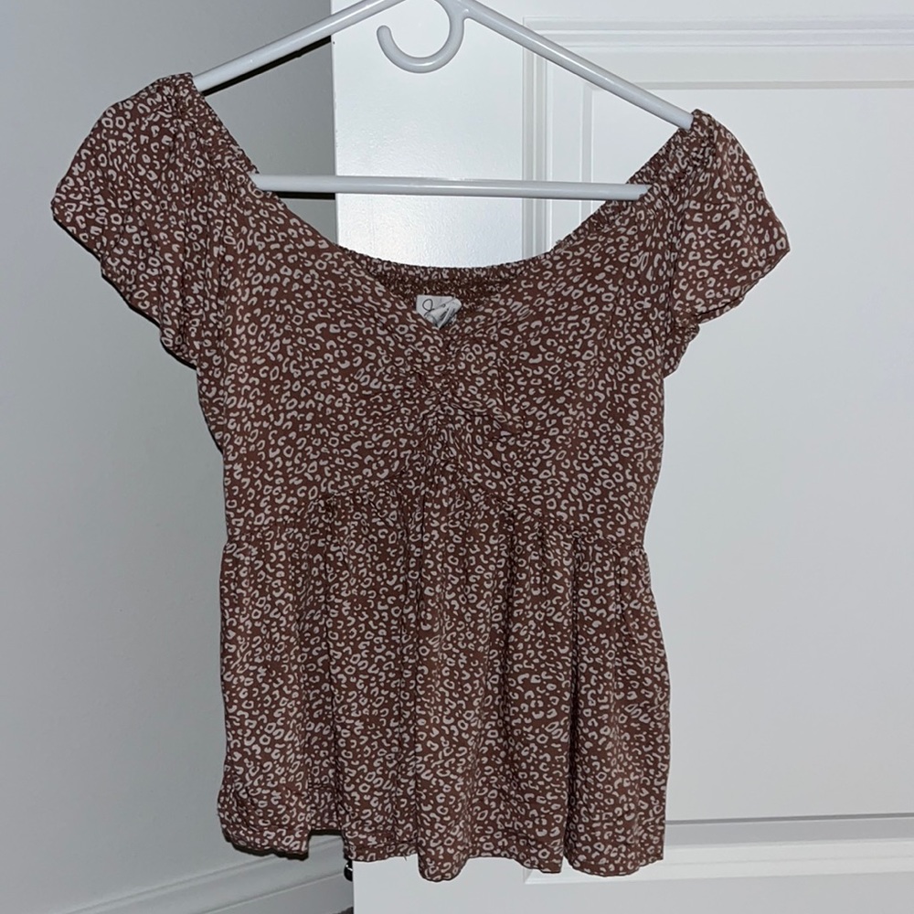 Light brown cheetah blouse